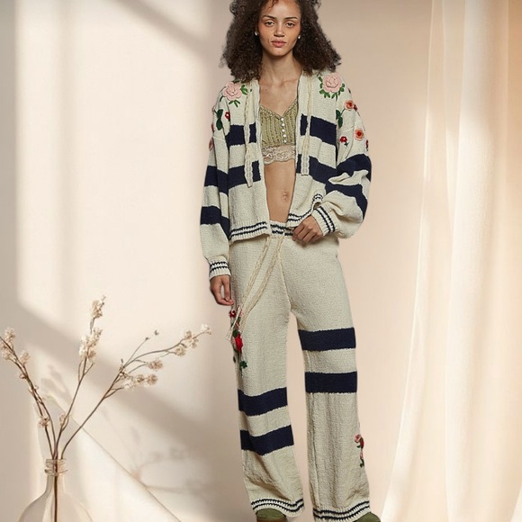 POL The Gardenstripe 3D Embroidered Flowers Hoodie | Cream + Navy Stripes - Picture 6 of 7